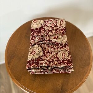 Floral Napkin Set of 4